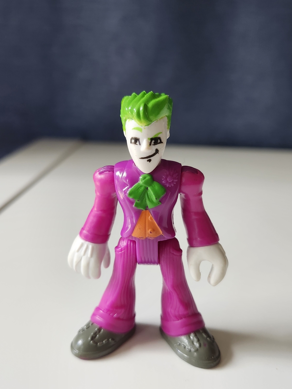 Fisher Price Imaginext DC Super Friends Joker Purple Suit 3"Action Figure Batman